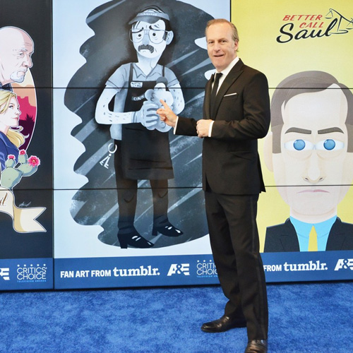 Bob Odenkirk posing in front of one of my Better Call Saul illustrations at the 2015 Critics' Choice Awards